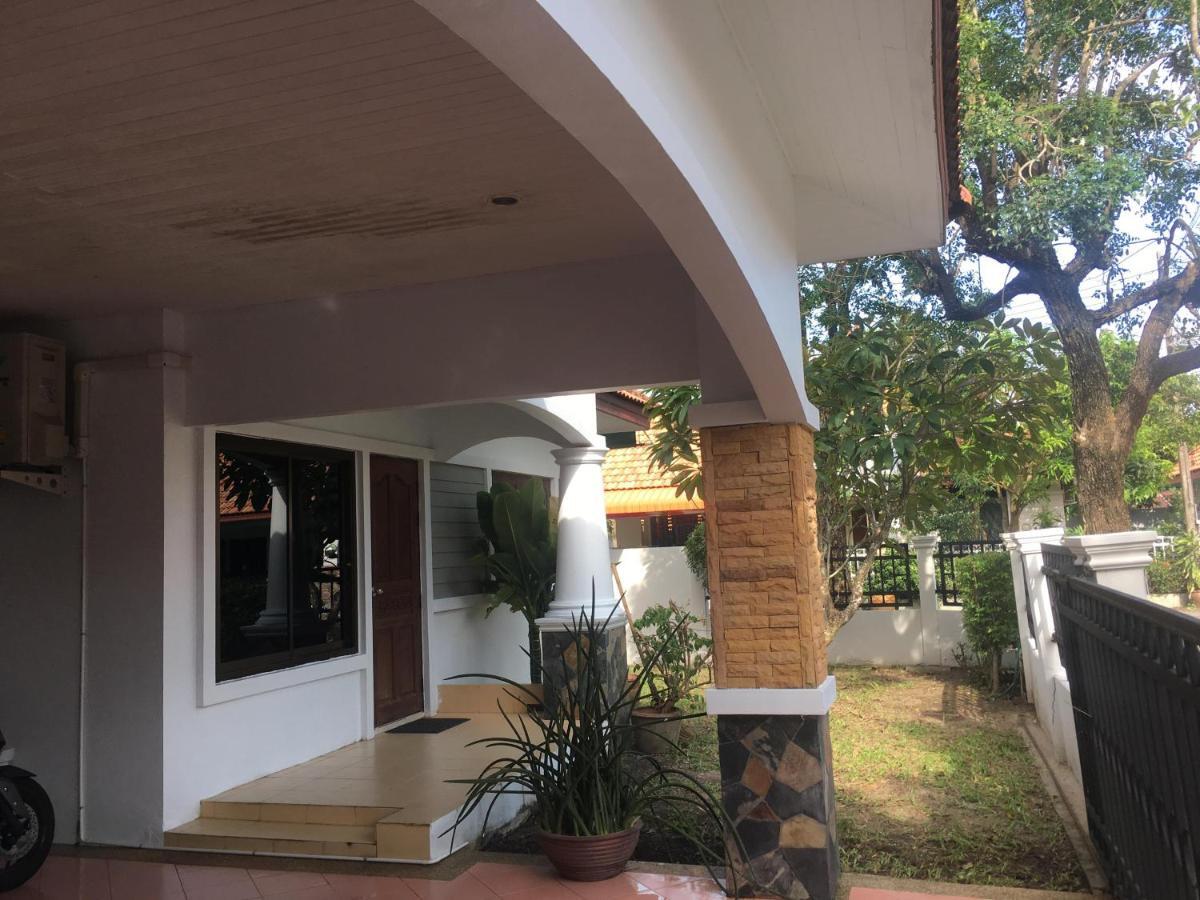 Beautiful 3 Bedroom Garden Villa Chalong Exterior foto